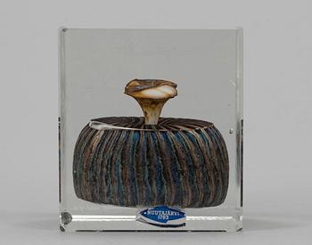 ÅRSKUB 1980, glas, signerad Oiva Toikka Nuutajärvi, 307/1000.