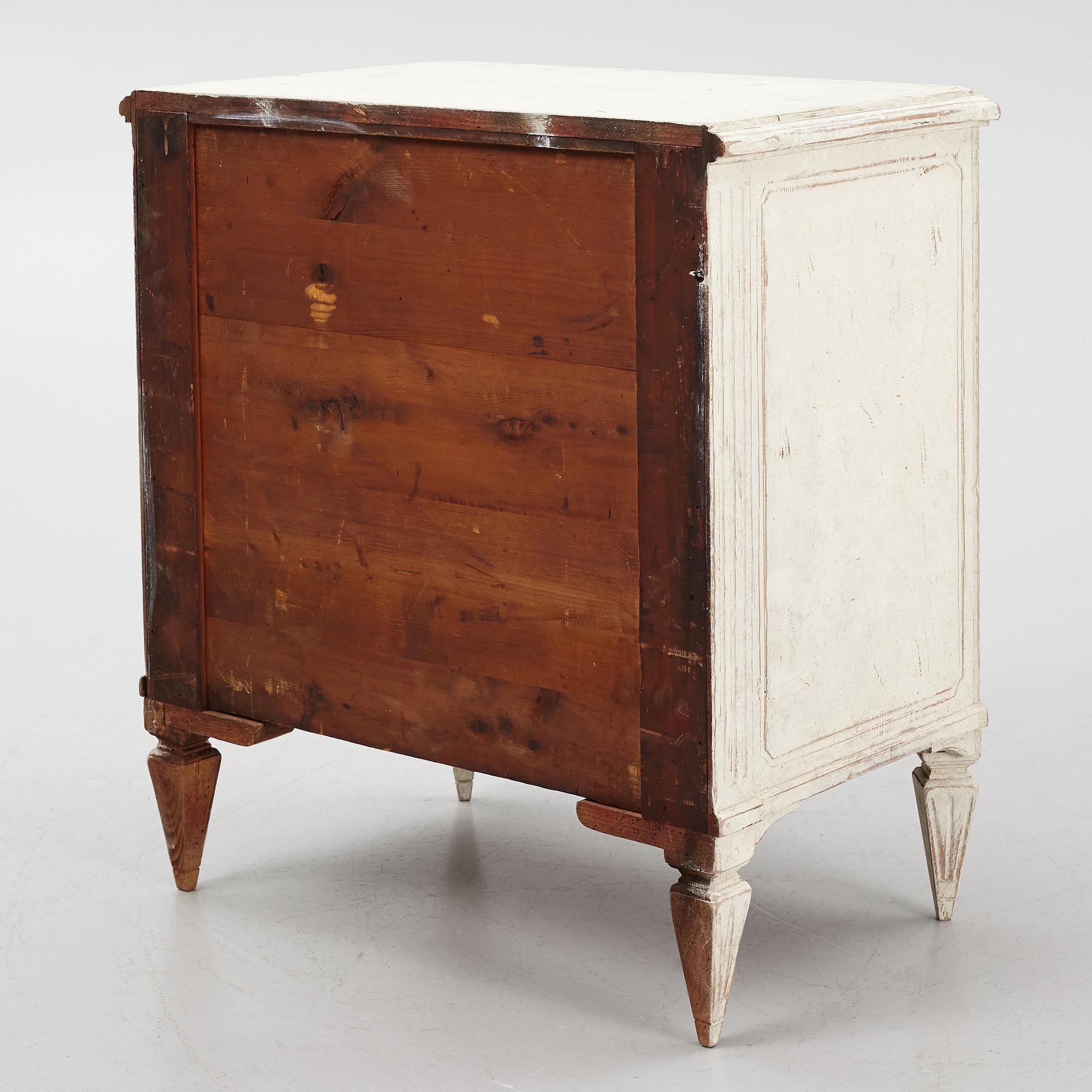 Byrå, gustaviansk stil, tidigt 1900-tal.