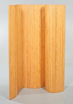 VIKSKÄRM, Modellnummer 100, Alvar Aalto, Artek, Finland, formgiven 1936.