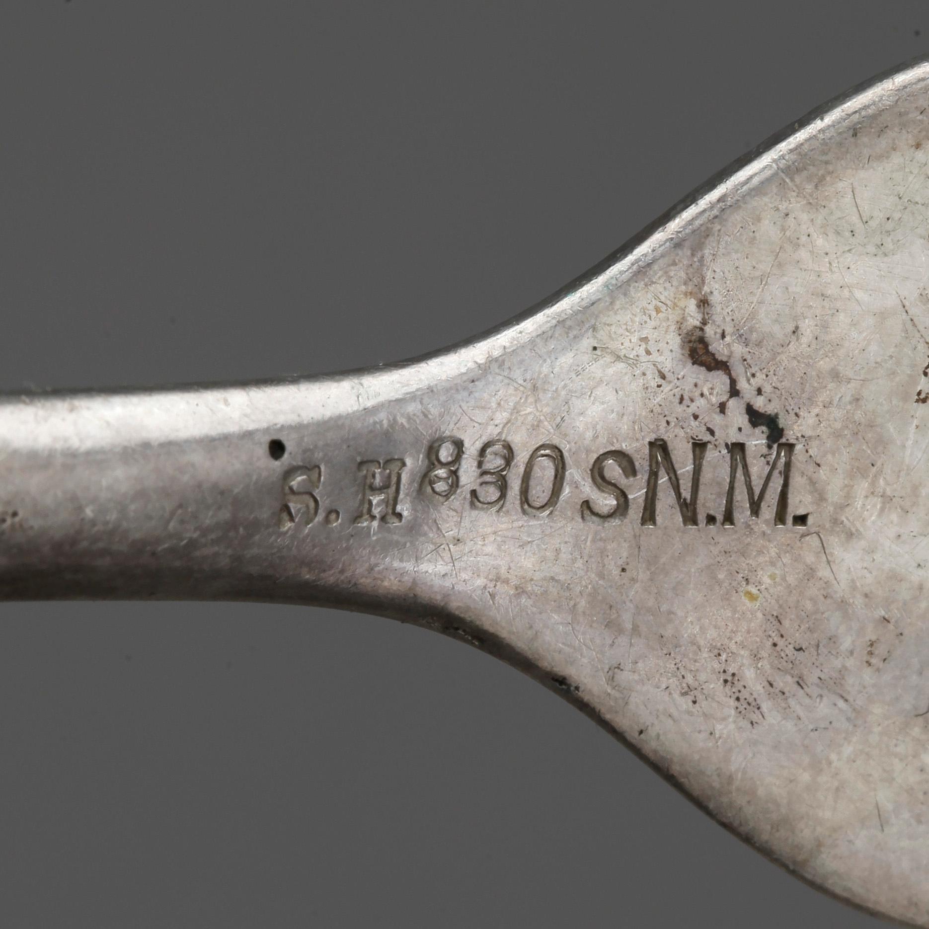 PARTI SILVER, 12 delar, mestadels Sverige, 1900-tal. Tot vikt 366 gram.