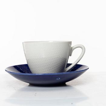Hertha Bengtson, dinner and coffee service, 'Blå Eld', Rörstrand (63 pieces).