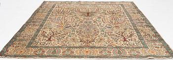 Matta, semiantik Täbris, Nordvästra Persien, ca 285 x 196 cm.