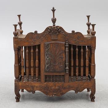 A bread rack, France, 18th/19th century.