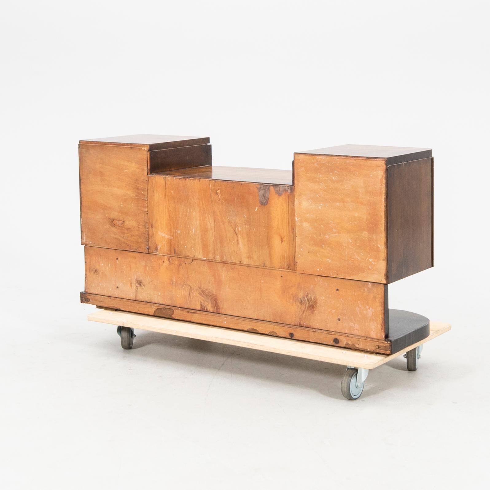 Sideboard Art deco 1900-talets första hälft.