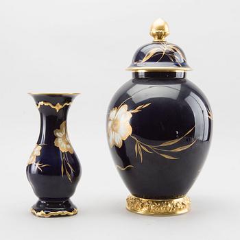 VAS OCH URNA med LOCK, porslin, Rosenthal. 1900-tal.