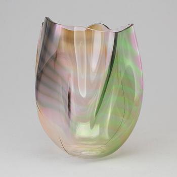 GUNNAR CYRÉN, a 'Cyrano' glass vase from Orrefors, signed and dated 85.