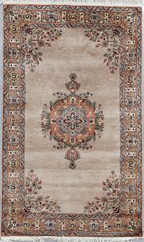 MATTA, orientalisk, 218x134 cm.
