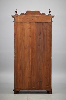 SKÅP, nyrenässans, omkring sekelskiftet 1800/1900.