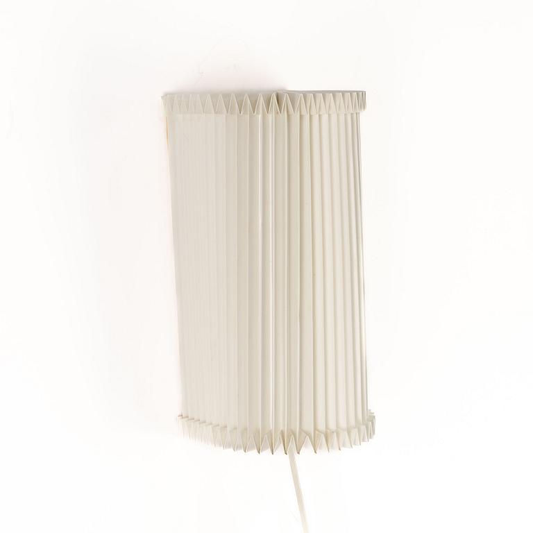 Tage Klint, wall lamp "205" for Le Klint.