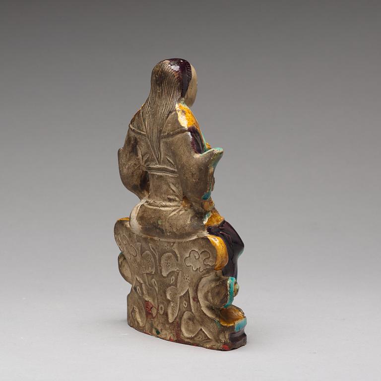 A ceramic figure of the warlord Guan Yu, Ming dynastin (1368-1644).