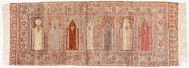 A Kayseri Saff rug, c. 228 x 87 cm.