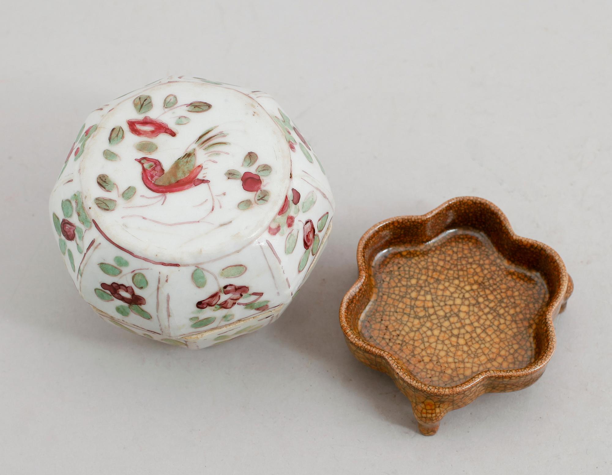 ASK OCH FAT, porslin, Kina, 1800-tal samt sent 1900-tal.