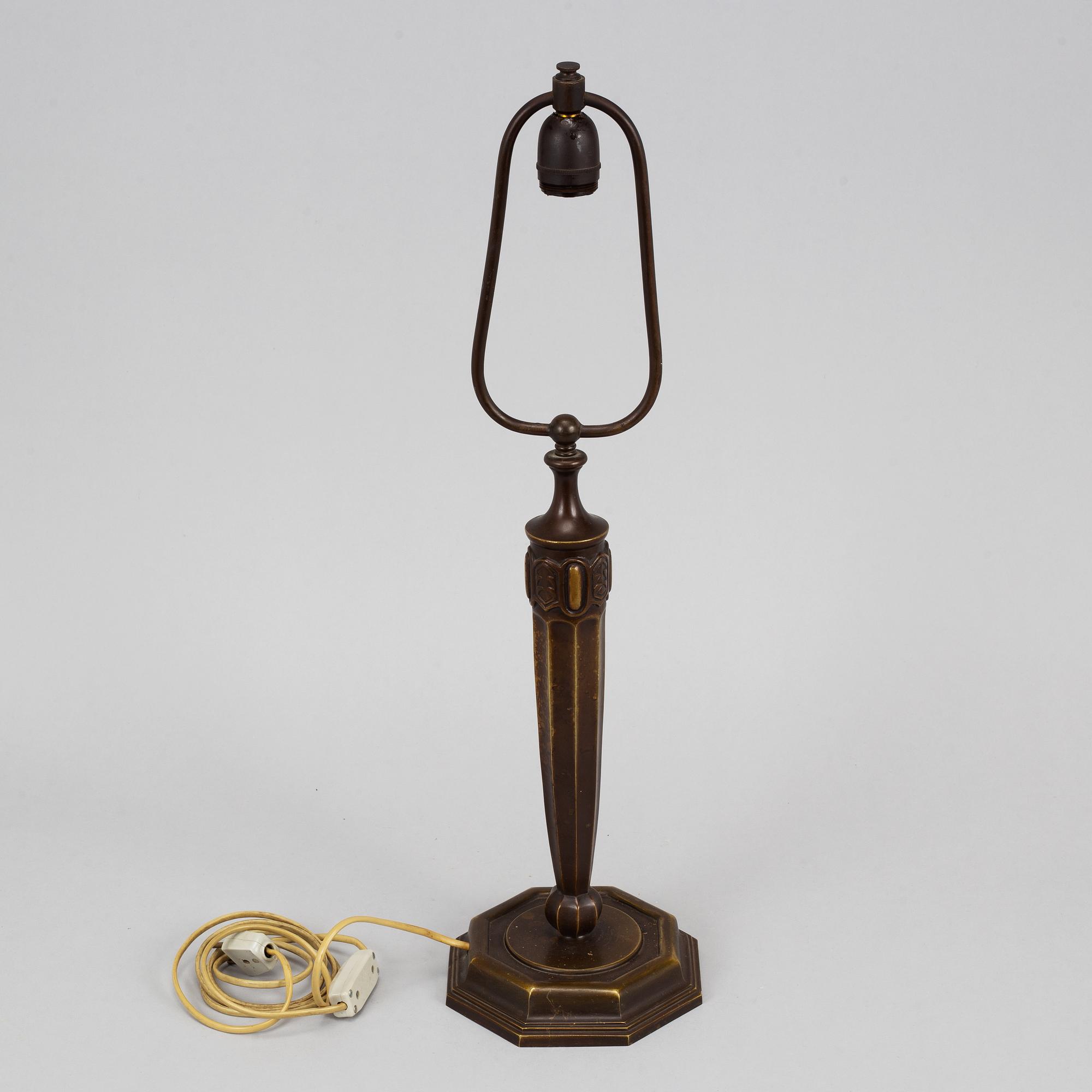 BORDSLAMPA, brons, art déco, 1900-talets första hälft.