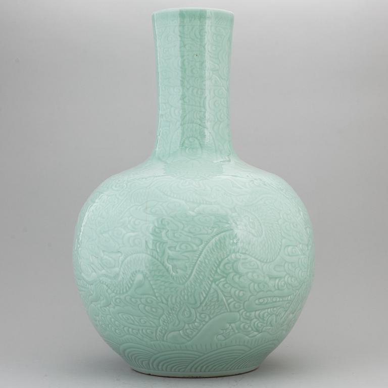 A large Chinese celadon glazed vase, second half of the 20th century.