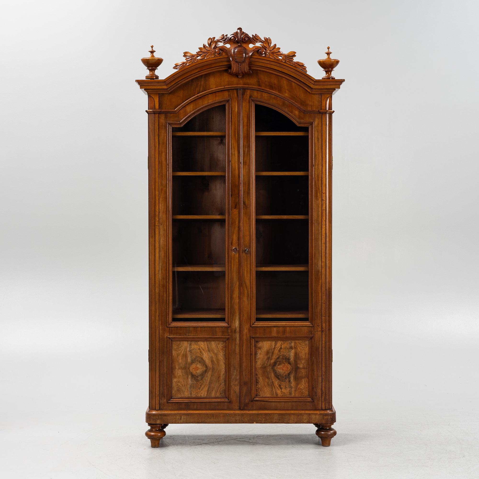 Bokskåp, 1800-talets andra hälft.