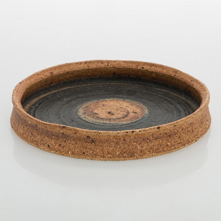 Raija Tuumi, fat, chamotterat stengods, signerad ARABIA RT.