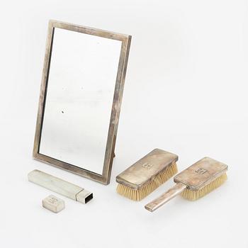 Atelier Borgila, Toiletteuppsättning, 12 delar, sterling silver, Stockholm 1936.