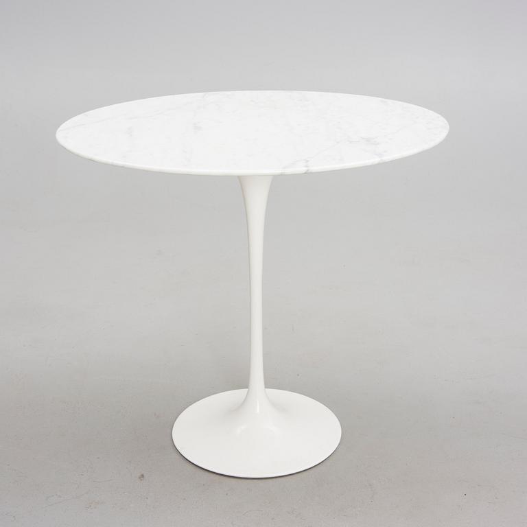 BORD, "Tulip", Eero Saarinen, 1900-talets slut.