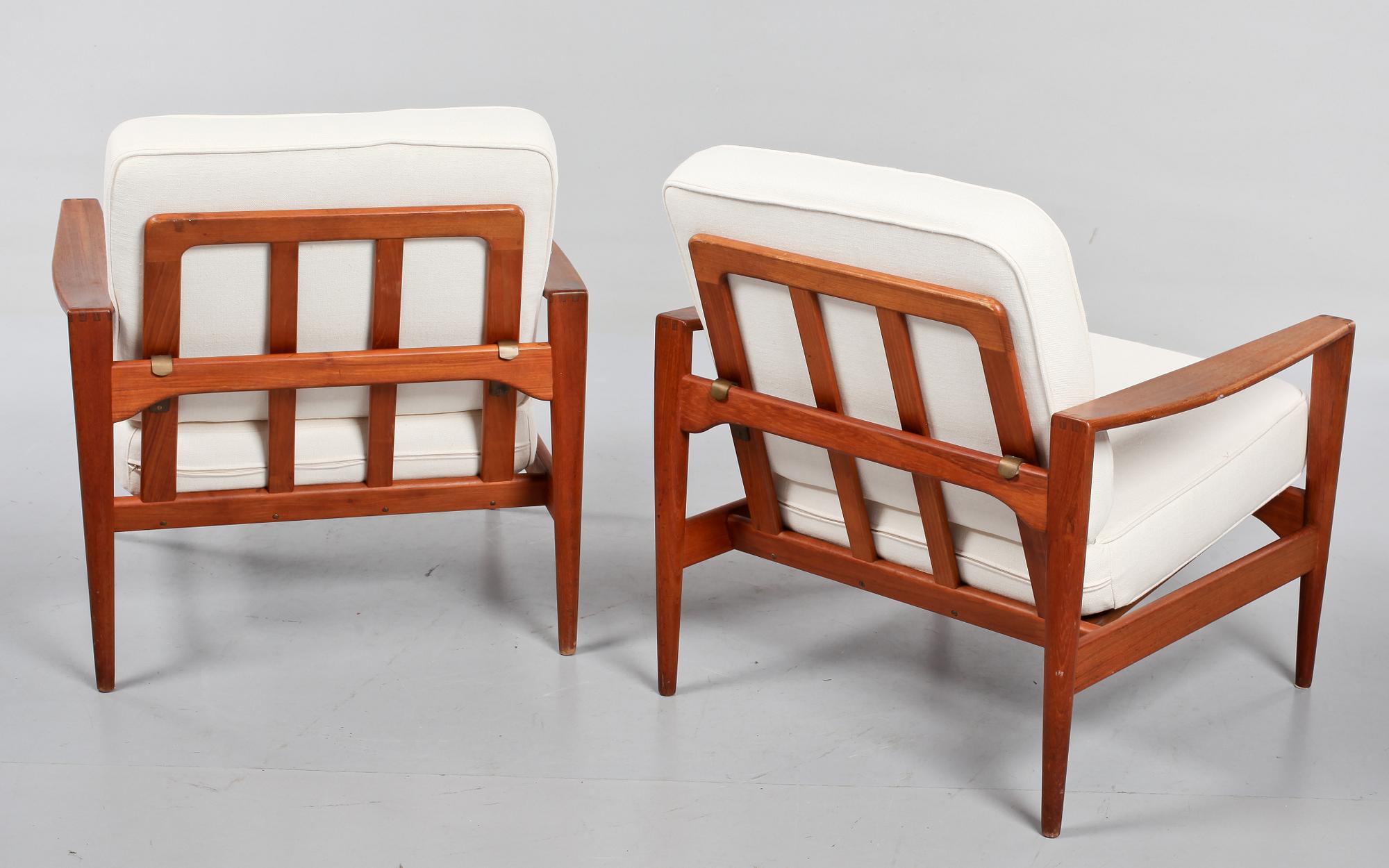 FÅTÖLJER, troligen Danmark, 1900-talets andra hälft.