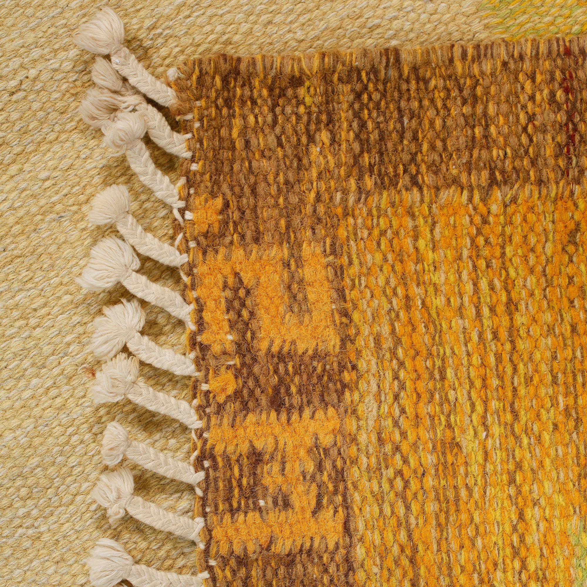 MATTA, rölakan, monogramsignerad MS, 1900-talets andra hälft, 195x135 cm.