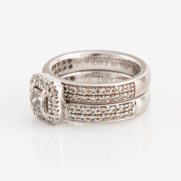 Lars Wallin, rings, 2 pieces, "Ferry", 18K white gold with princess-cut and brilliant-cut diamonds.