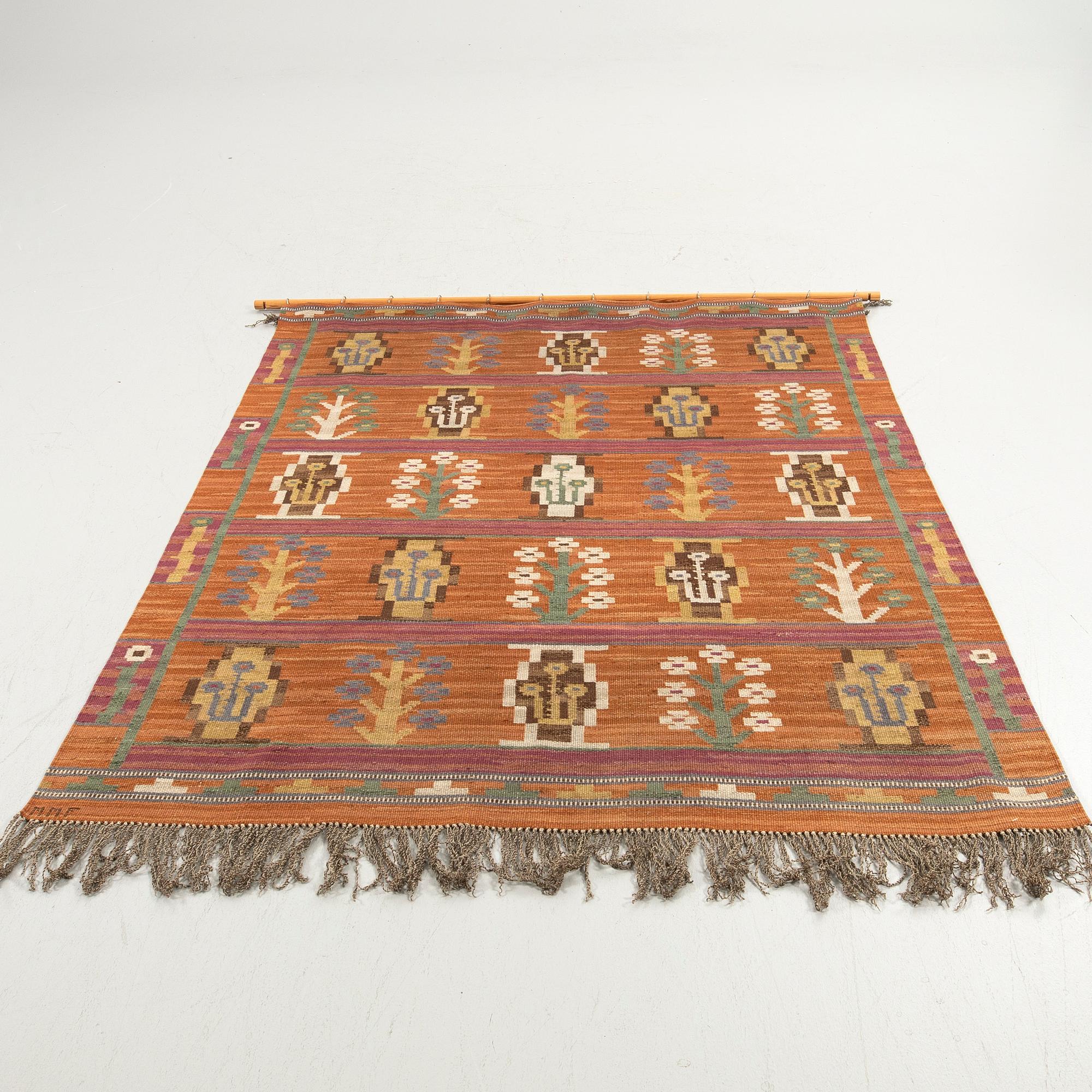Märta Måås-Fjetterström, drapery, röllakan, "Klosterblomman", approx. 180 x 155 cm, signed MMF.