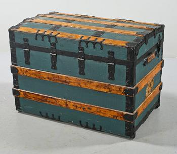 KOFFERT, omkring år 1900.