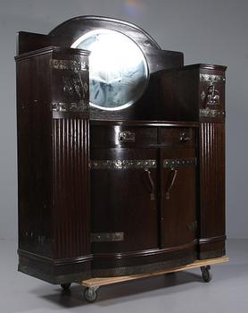 SKÅP, jugend, 1900-talets första kvartal.