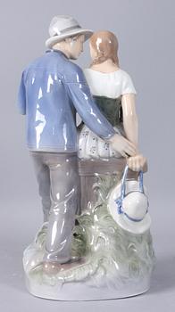 FIGURIN, porslin, Kongl Dansk, sign PE?.