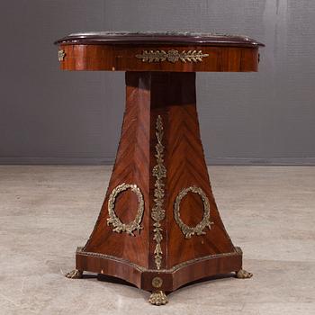 BORD, empirstil, 1900-tal.