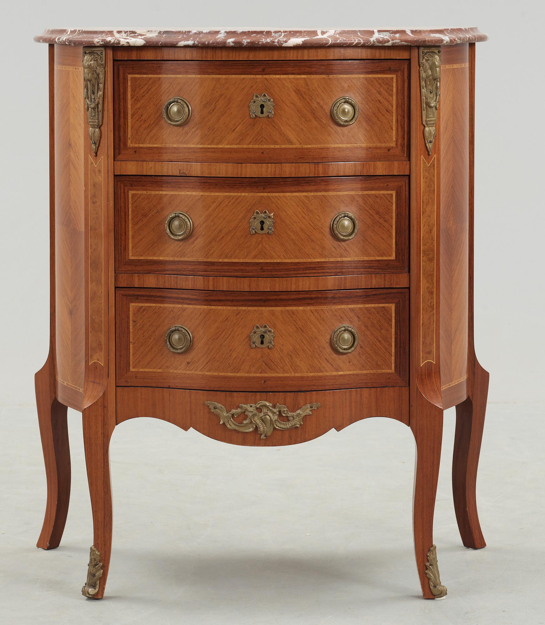 BYRÅ, Louis XVI-stil, Frankrike. 1900-tal.