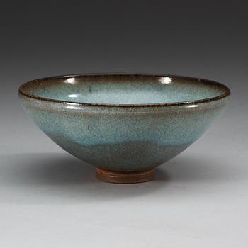 A lavender glased chün bowl, Song/Yuan dynasty.