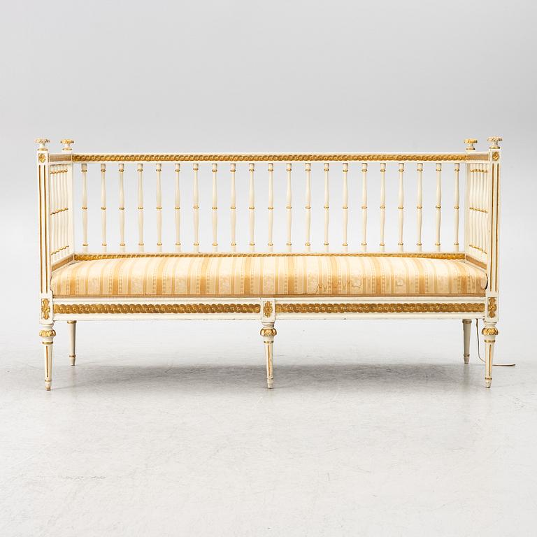 Soffa, sengustaviansk, omkring år 1800.