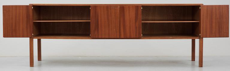 SIDEBOARD, Josef Frank,  Firma Svenskt Tenn, modell 1015.