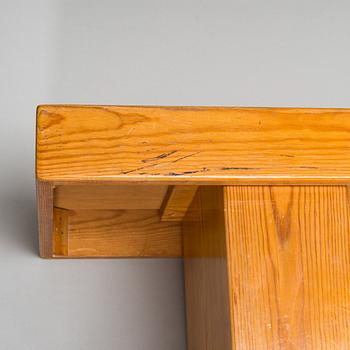 A 1960s bench.