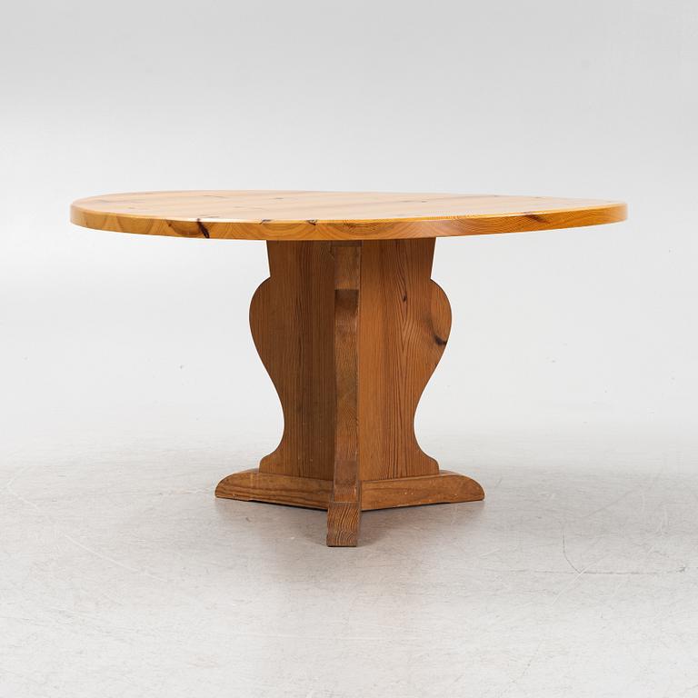 Nordiska Kompaniet, a stained pine coffee table, Sweden, late 1930s.