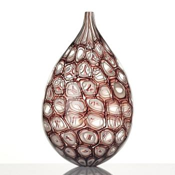 Ann Wåhlström, a glass vase, "Rings II", Tacoma, Seattle, USA 2017.
