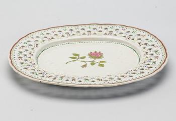 GALLERFAT, porslin. Kina, Qianlong(1736-1795).