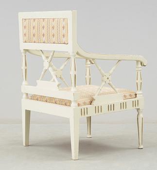 KARMSTOL, gustaviansk stil, 1900-talets början.