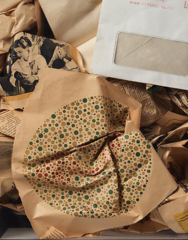 Arman (Armand Pierre Fernandez), "Papier Poubelles / Wastepaper Basket" ur Édition MAT 64.