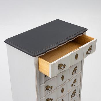 Byrå, barockstil, 1900-talets mitt.