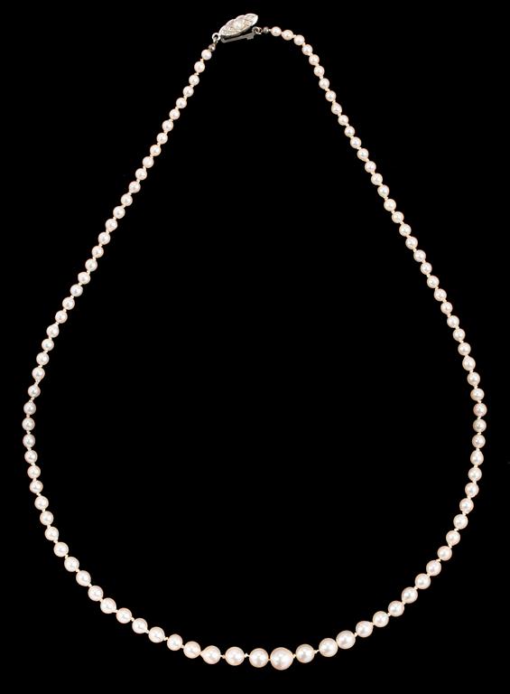 PÄRLCOLLIER, 1900-talets första hälft.