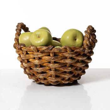 Ingrid Herrlin, korg med gröna äpplen, stengods.