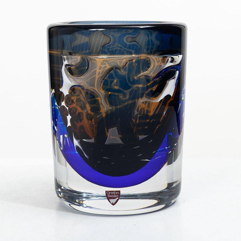 Edvin Öhrström, a vase, Ariel, Orrefors, 1987.