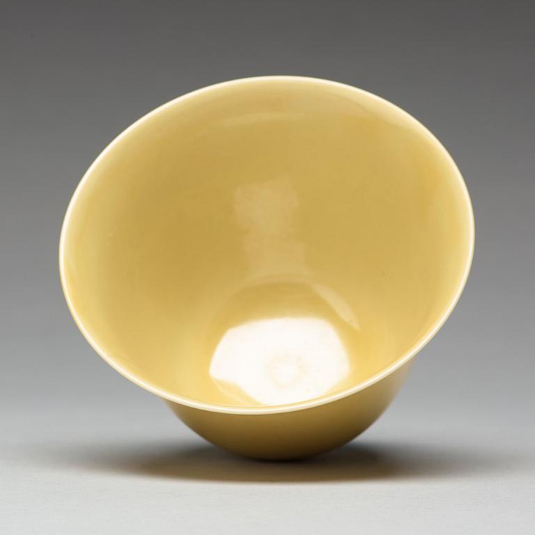 A yellow glazed bowl, Jiajing mark and period (1522-1566).