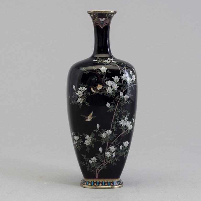 A Japanese enamelled vase, early 20th Century.