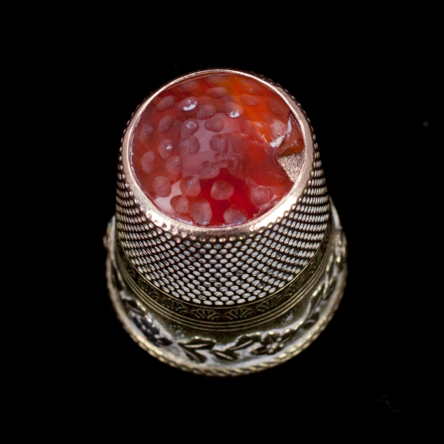 FINGERBORGAR, 3 st, en stämplad, guld 18K.