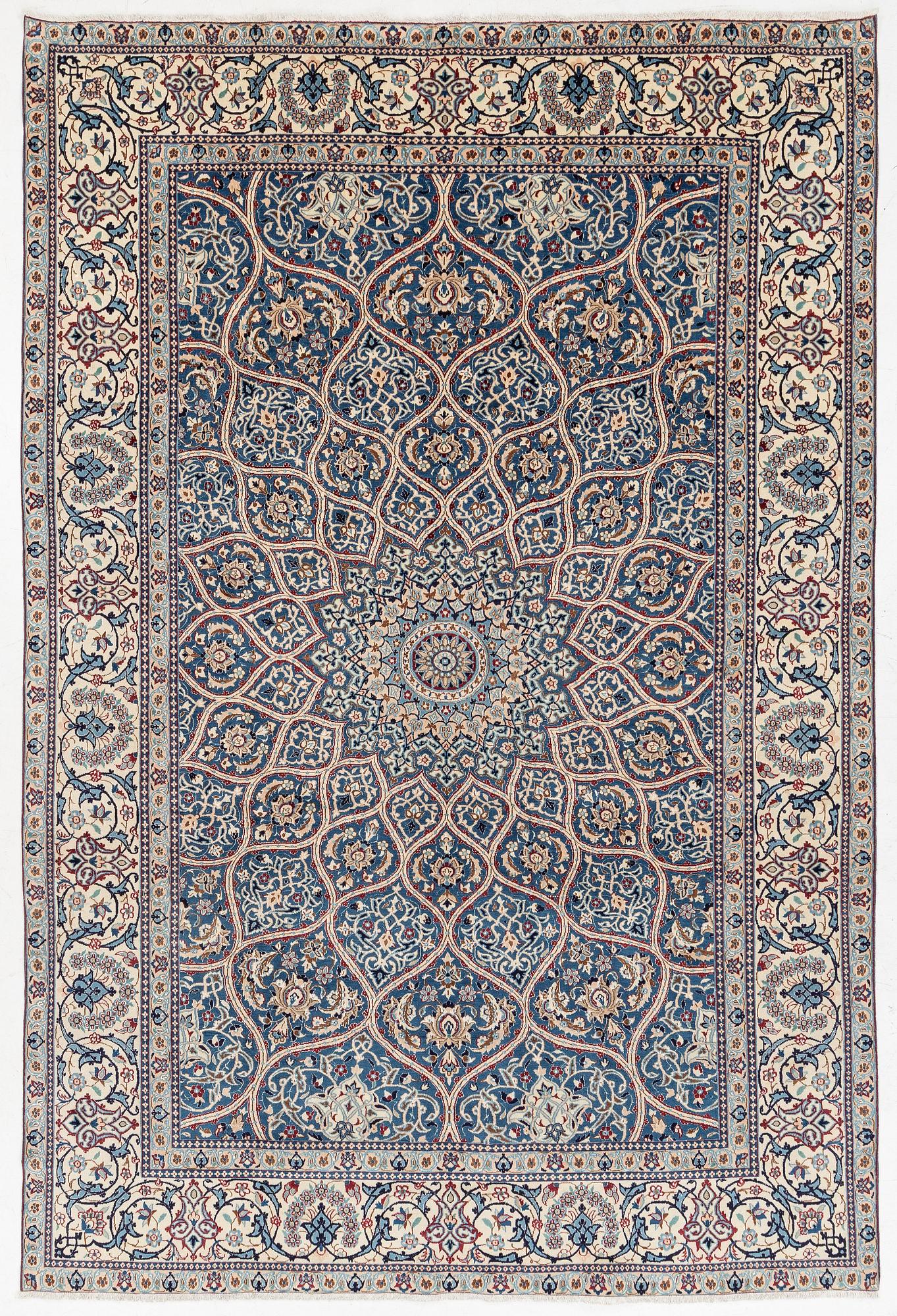 Carpet, Nain approx. 345 x 232 cm.