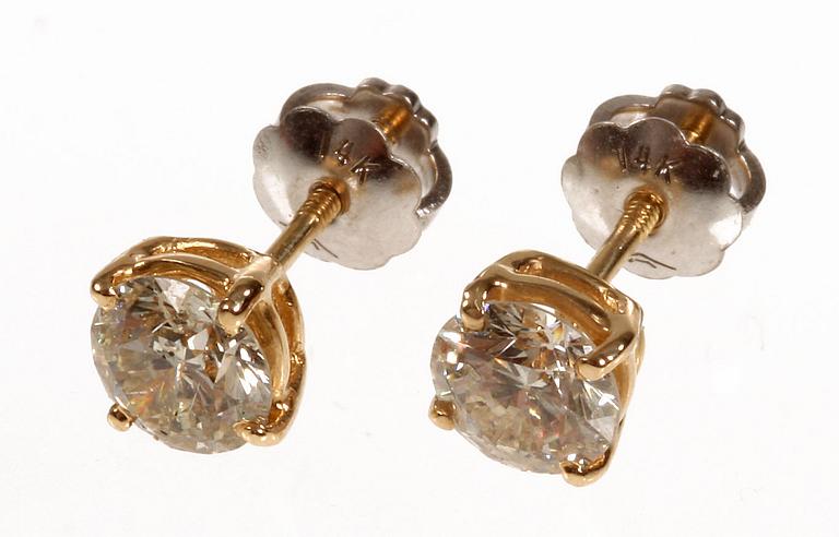 ÖRHÄNGEN, ett par, 18 K guld med briljantslipade diamanter, tot ca 0,8 ct.