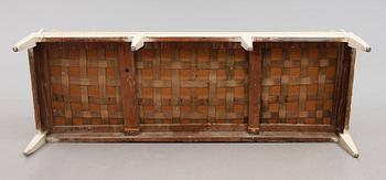 TRÅGSOFFA, sengustaviansk, 1700-/1800-tal.